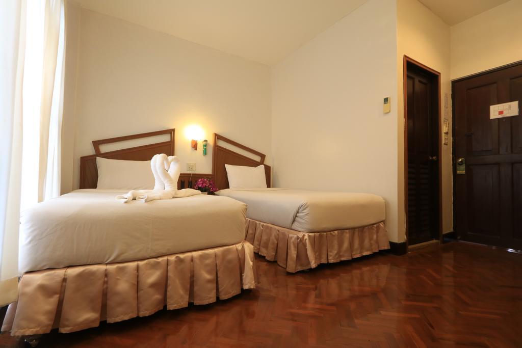 Baiyoke Chalet Hotel Mae Hong Son Extérieur photo
