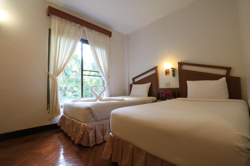 Baiyoke Chalet Hotel Mae Hong Son Extérieur photo