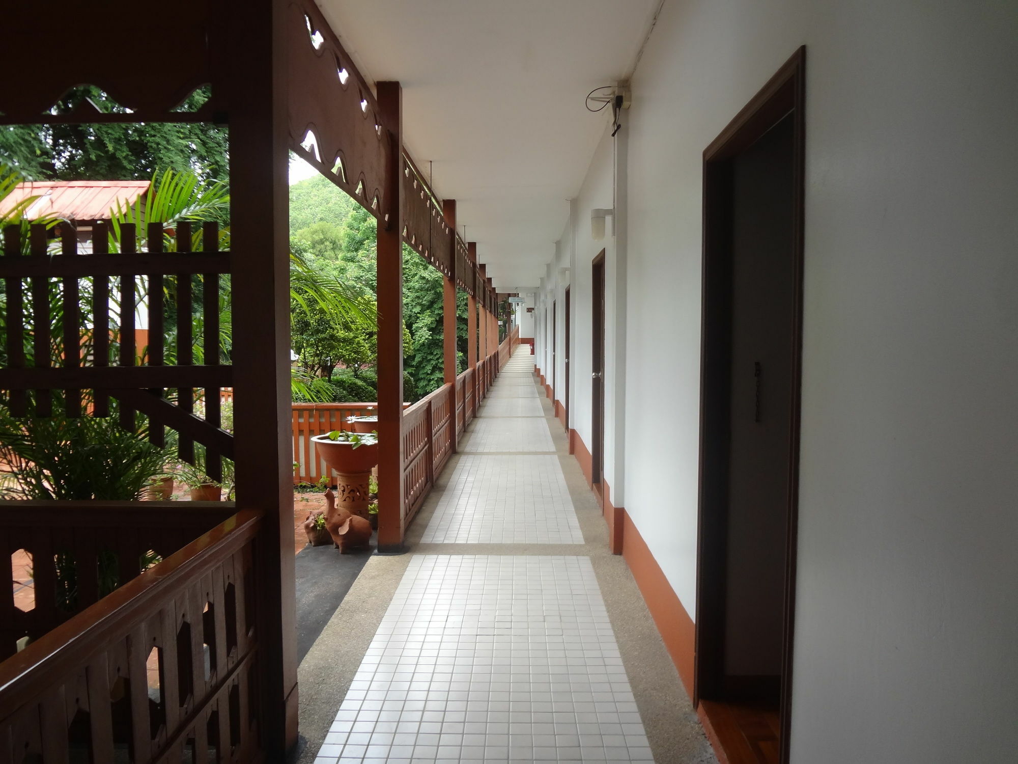 Baiyoke Chalet Hotel Mae Hong Son Extérieur photo