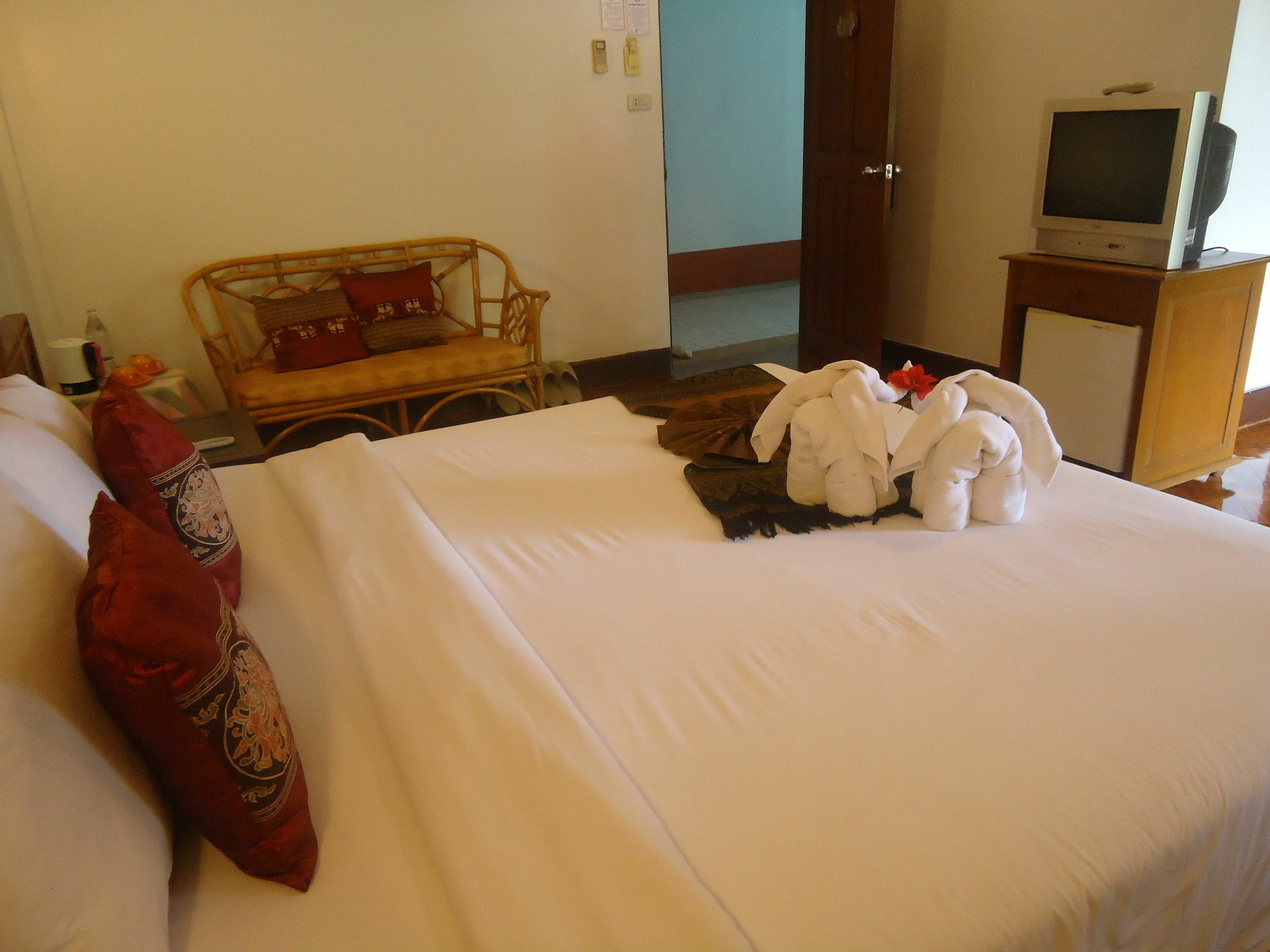Baiyoke Chalet Hotel Mae Hong Son Extérieur photo